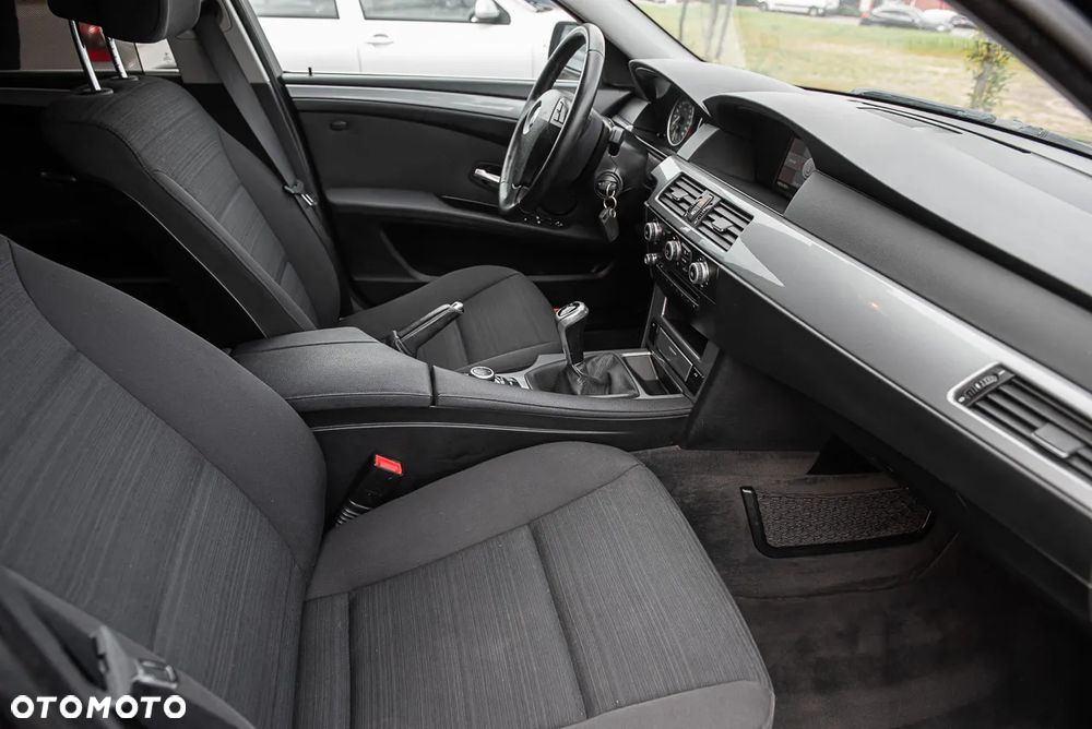 BMW Seria 5 - 31