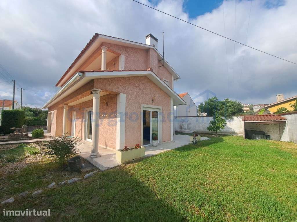 MORADIA INDEPENDENTE T3 COM GARAGEM E JARDIM | ARRABAL - LEIRIA - Grande imagem: 4/28