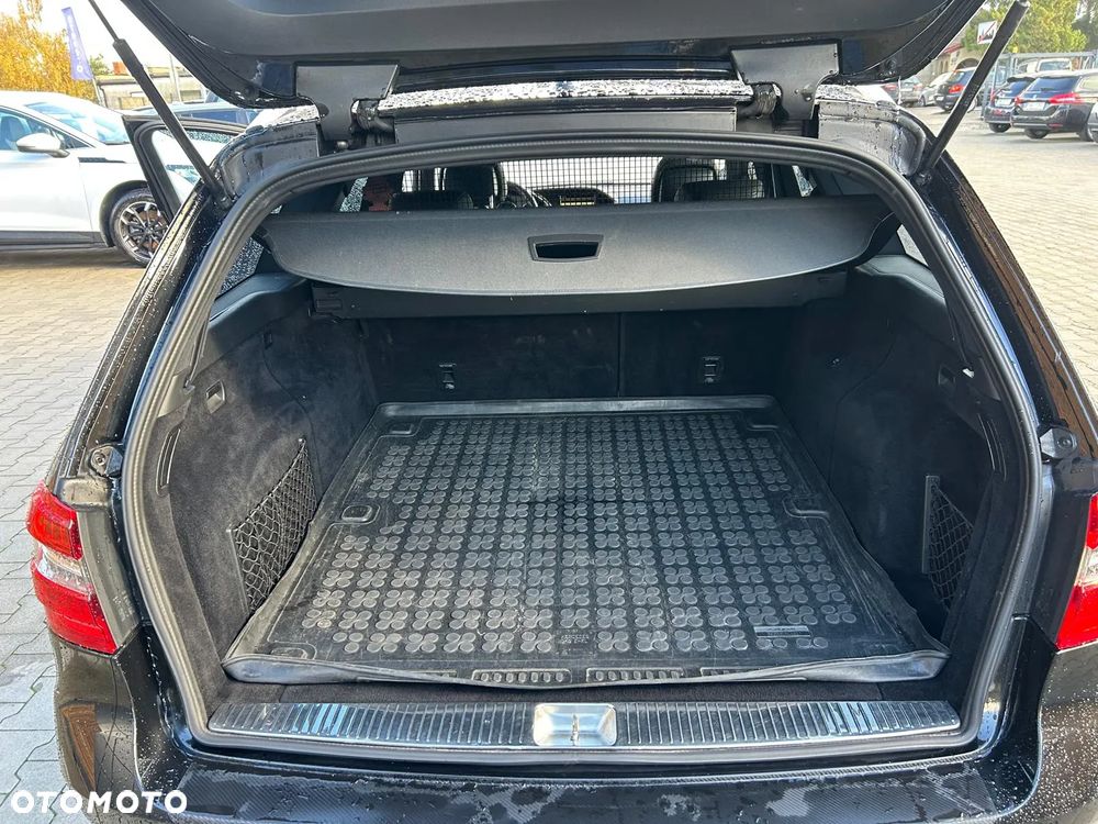 Mercedes-Benz Klasa E 350 CDI BlueEff Avantgarde - 25