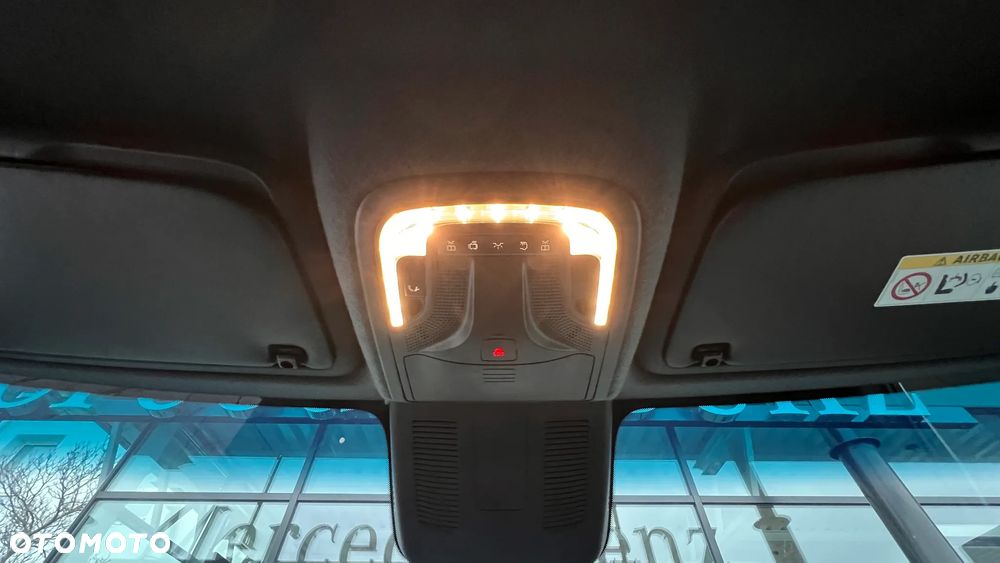 Mercedes-Benz Sprinter - 19