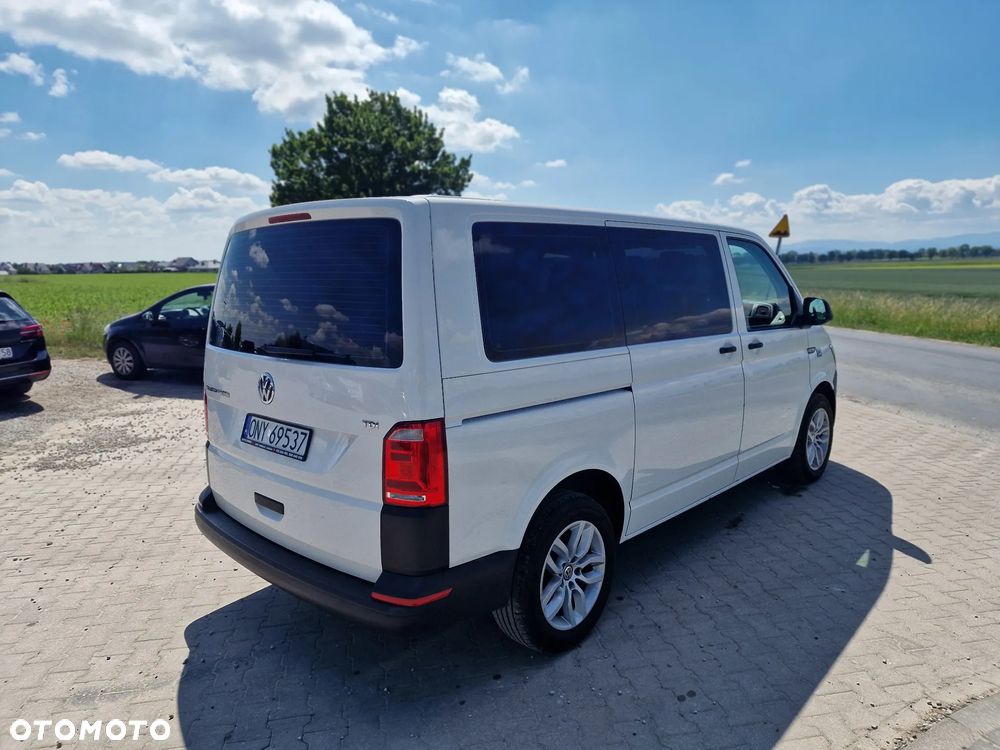 Volkswagen Transporter Lang EU6 - 10