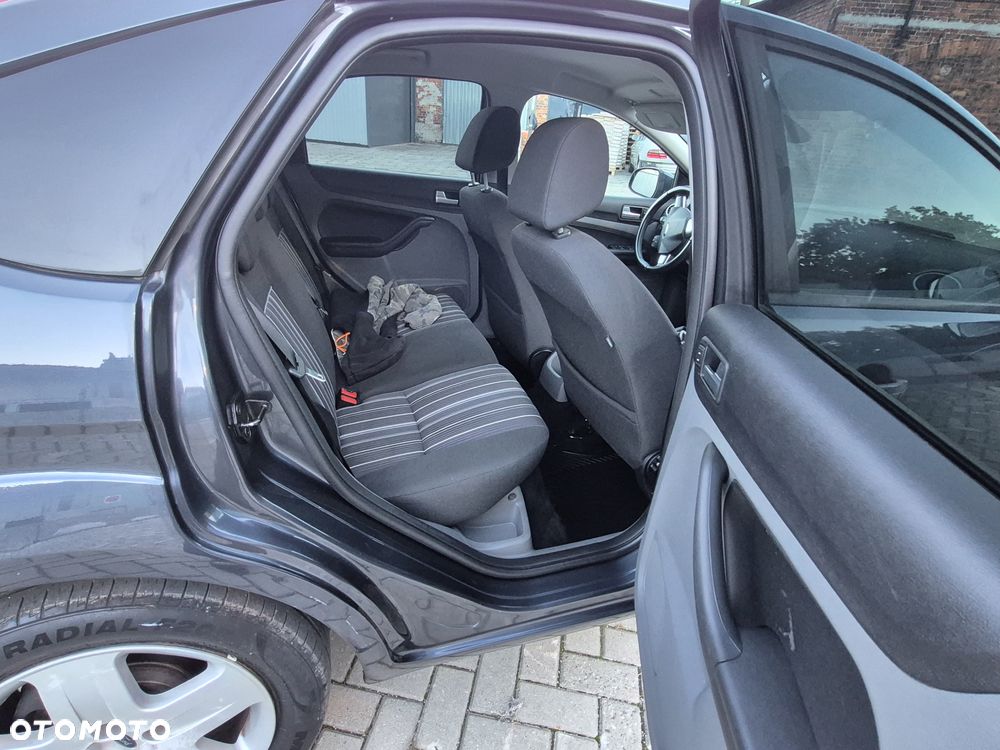 Ford Focus 1.6 16V Style - 20