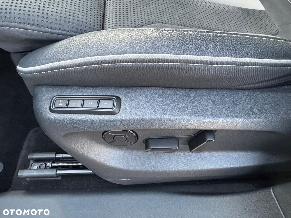 Skoda Kodiaq 2.0 TDI 4x4 DSG Sportline - 12