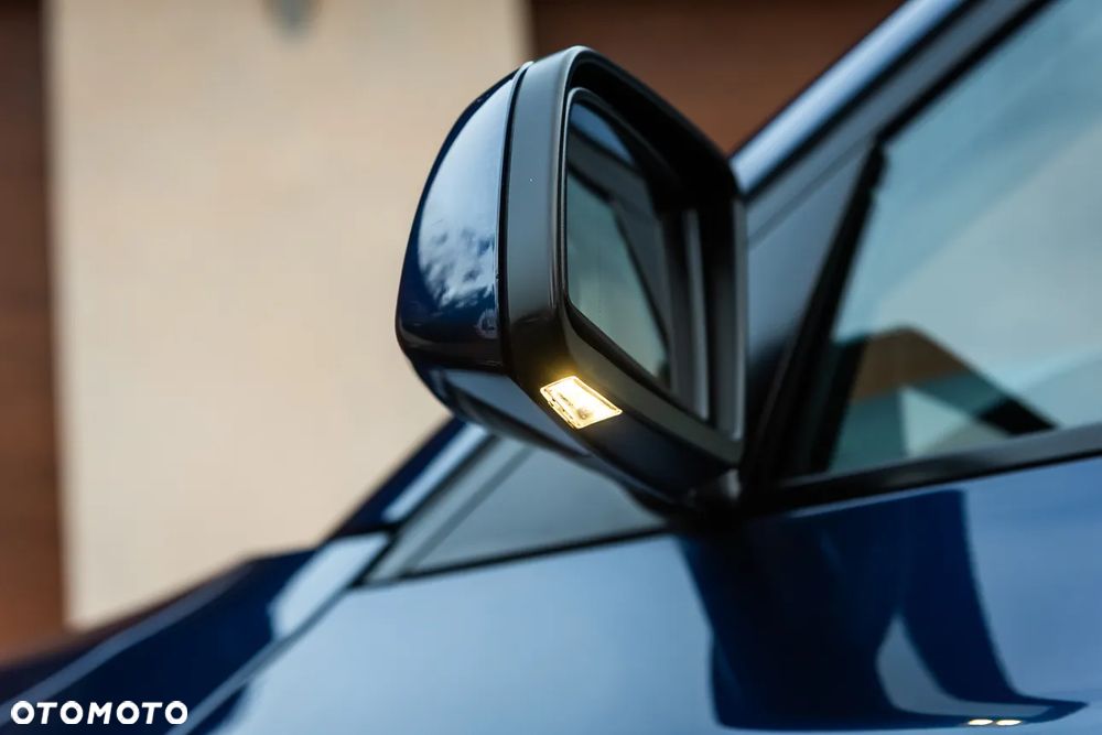 BMW Seria 5 530i Edition Exclusive - 35