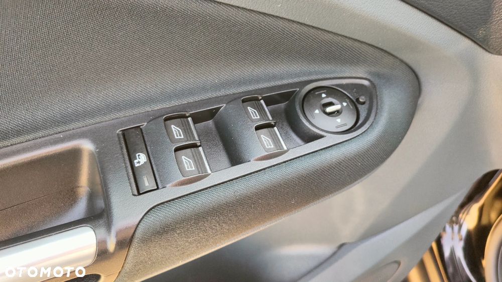 Ford Grand C-MAX 1.6 TDCi Start-Stop-System Titanium - 32