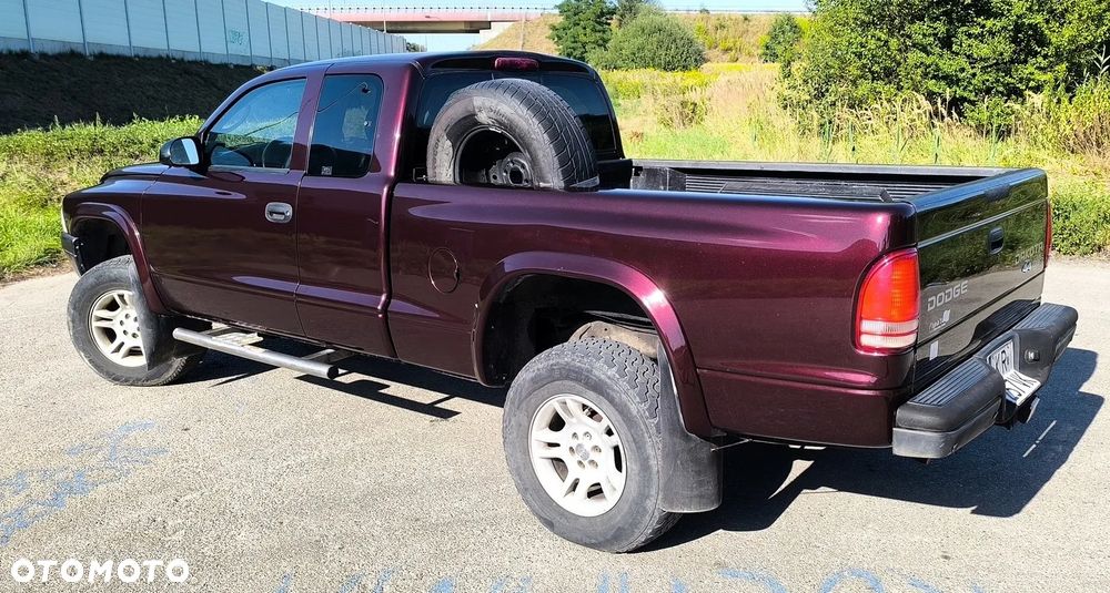 Dodge Dakota - 5