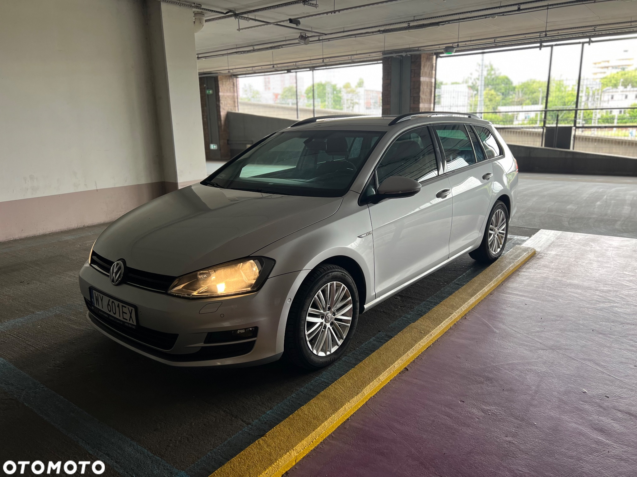 Volkswagen Golf VII 1.6 TDI BMT Trendline DSG - 19