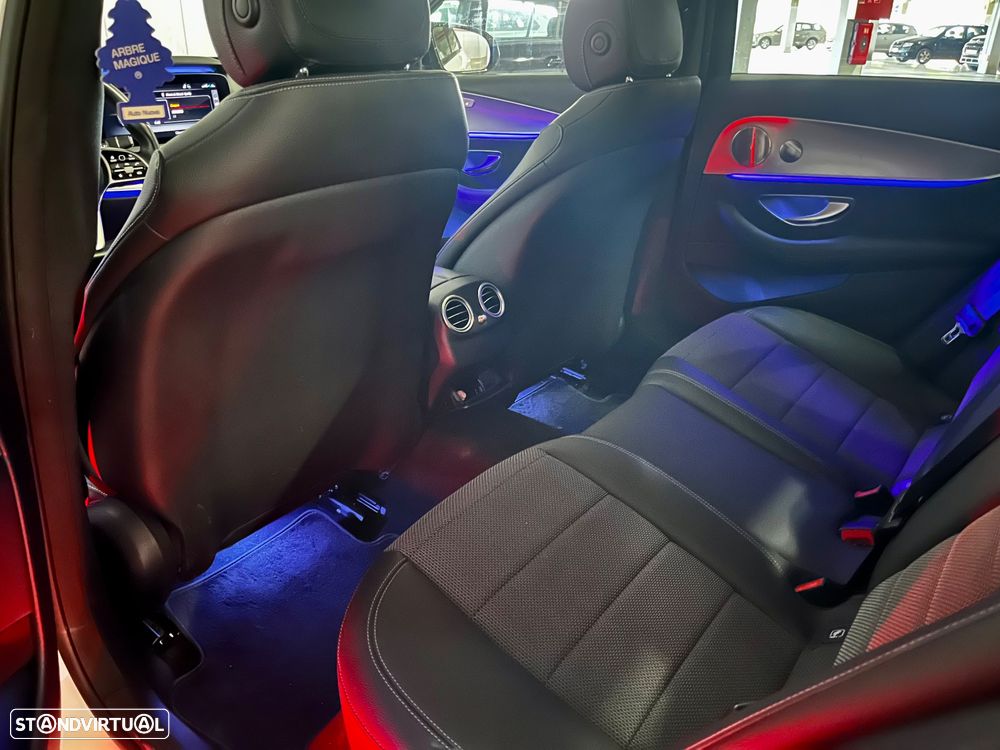 Mercedes-Benz E 300 de 9G-TRONIC AMG Line - 6