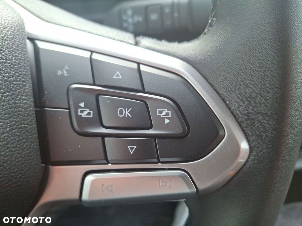 Volkswagen Caravelle - 27