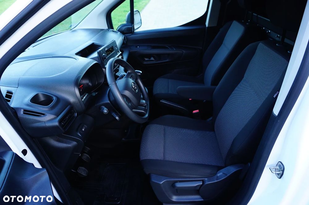Toyota Proace City Active 110KM - 21