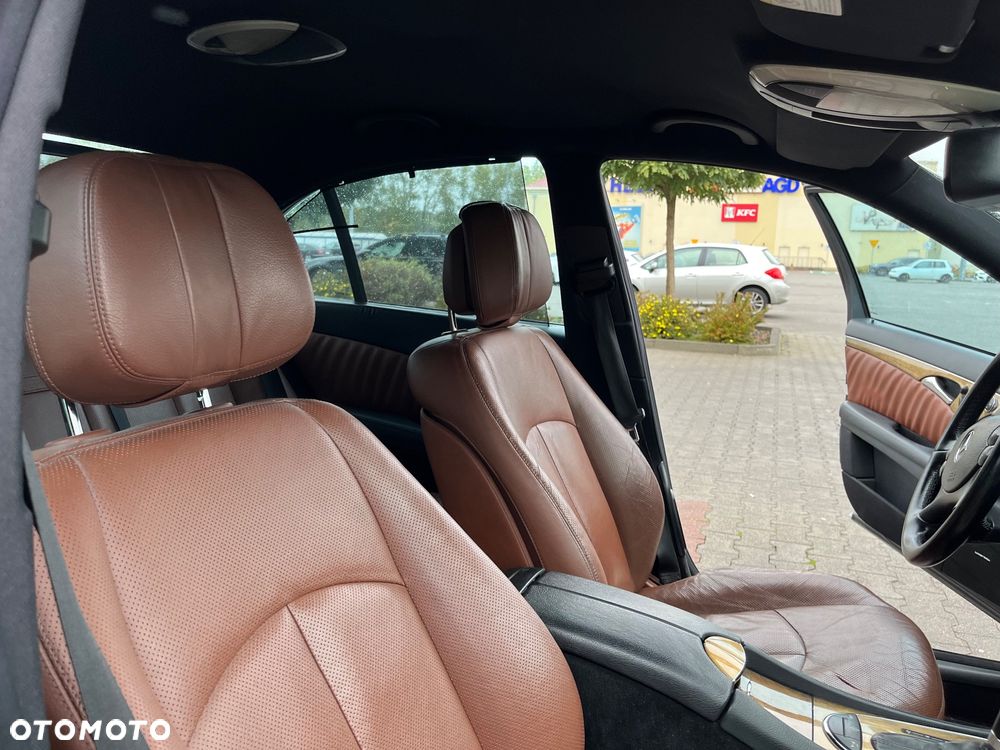 Mercedes-Benz Klasa E 320 CDI 4-Matic Avantgarde - 20