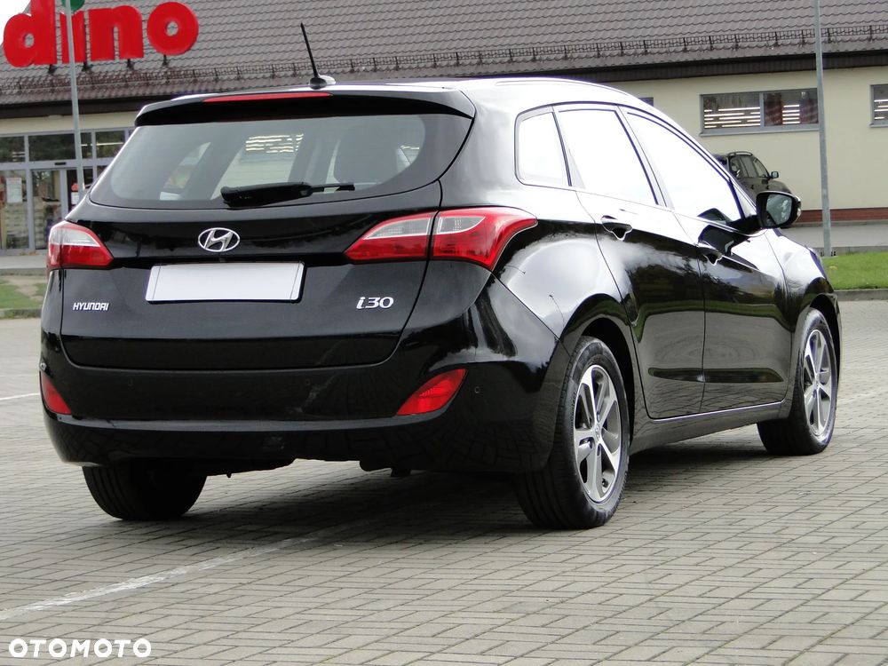 Hyundai i30 Kombi 1.6 CRDI Premium - 25