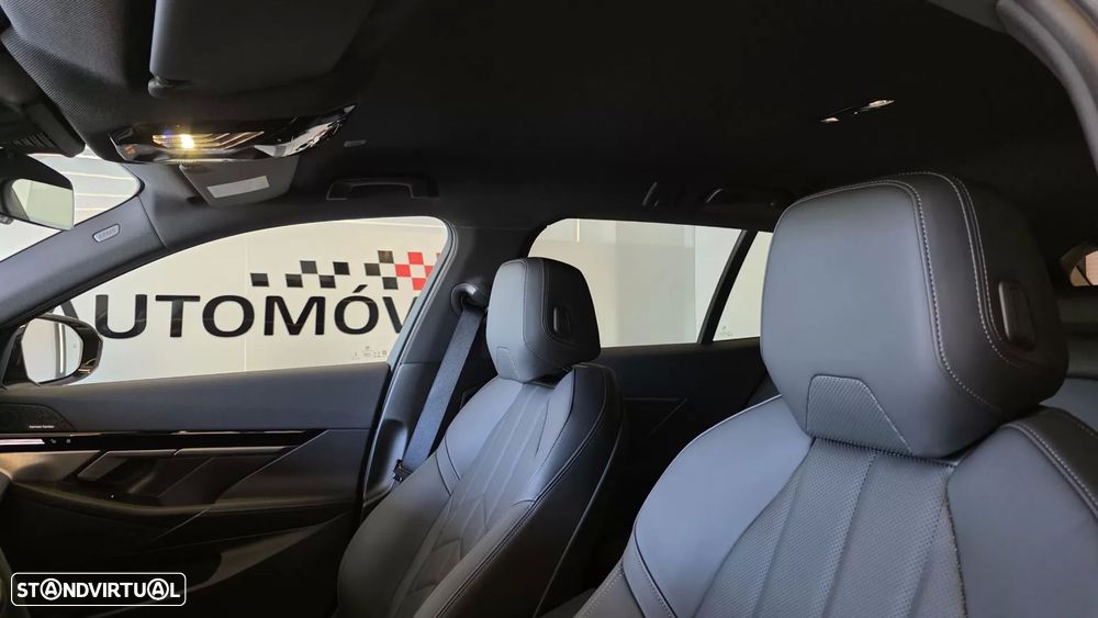 BMW 530 e Pack Desportivo M Pro - 52