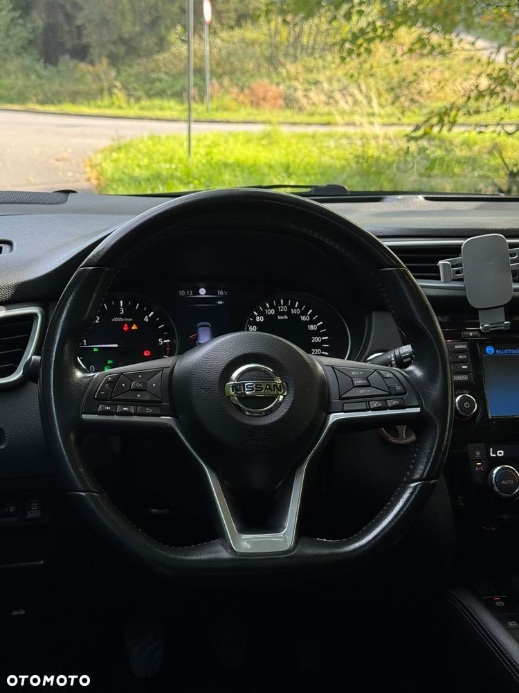 Nissan Qashqai 1.6 DCi ALL-MODE 4x4i TEKNA - 23