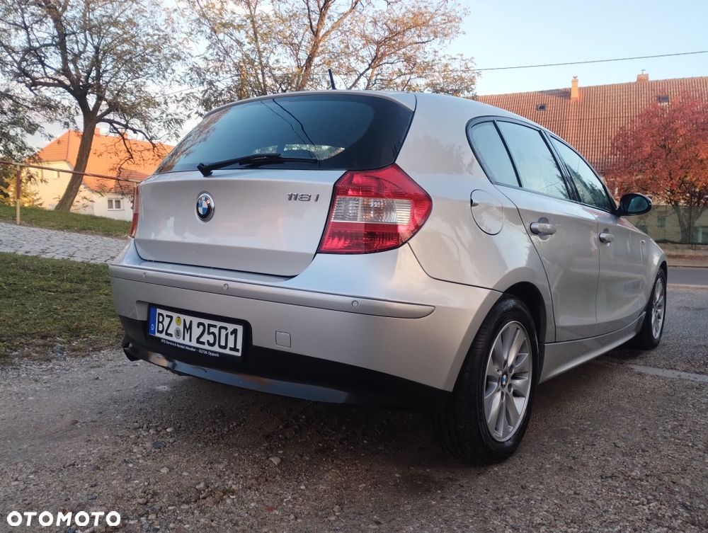 BMW Seria 1 - 15