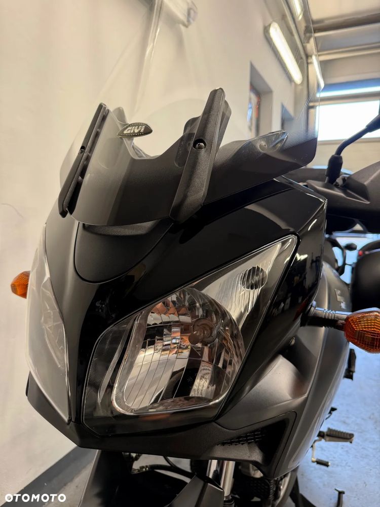Suzuki V-STROM - 23