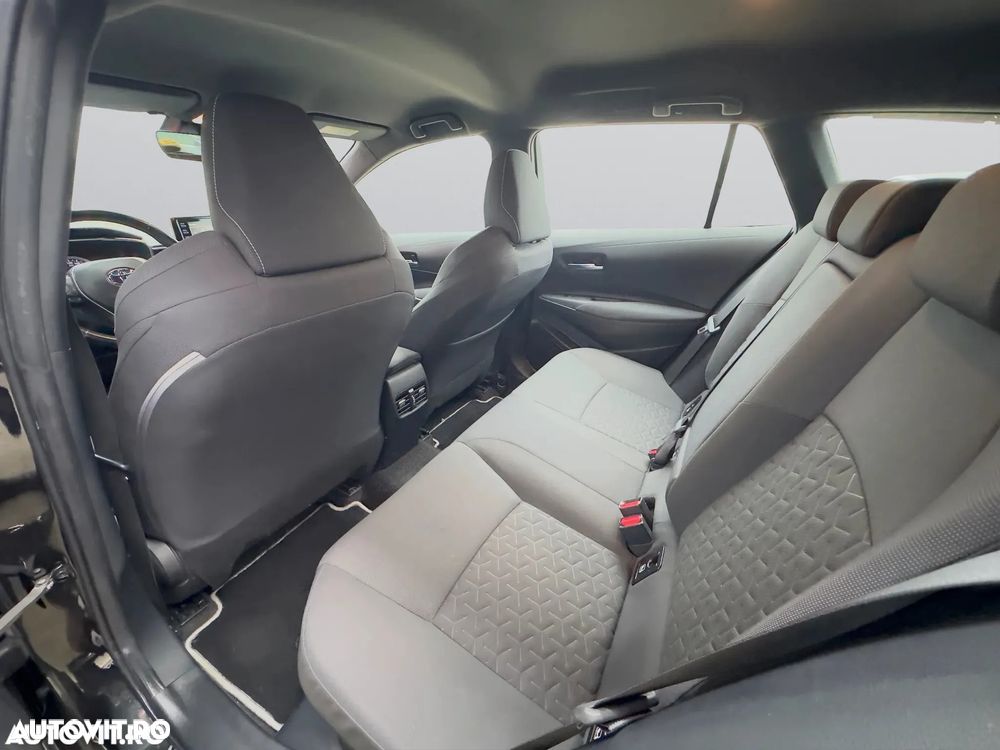 Toyota Corolla 1.8 HSD Dynamic - 15