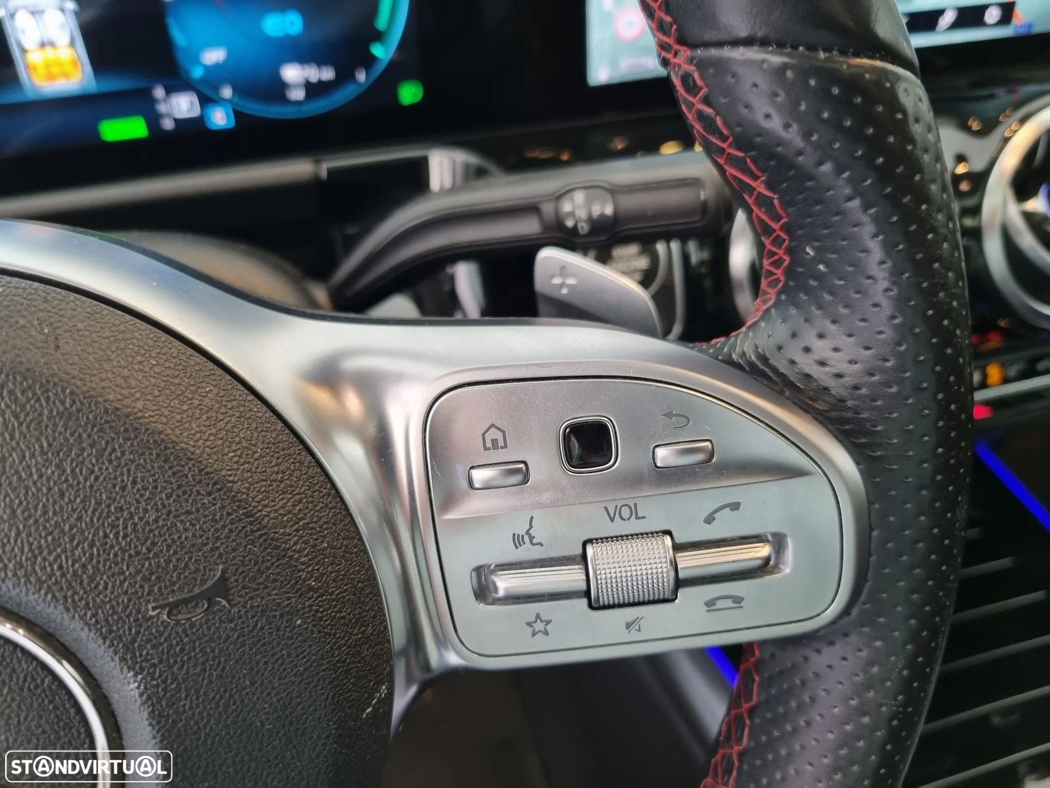 Mercedes-Benz GLA 250 e AMG Line - 29