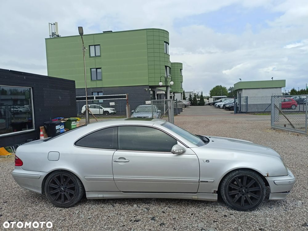 Mercedes-Benz CLK 320 - 5