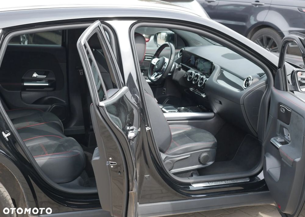 Mercedes-Benz GLA 250 e 8G-DCT AMG Line - 22