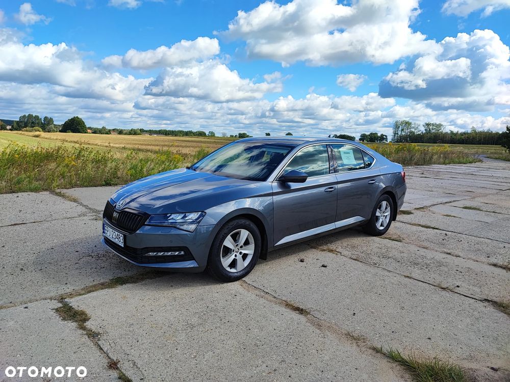 Skoda Superb 2.0 TDI SCR Ambition DSG - 4