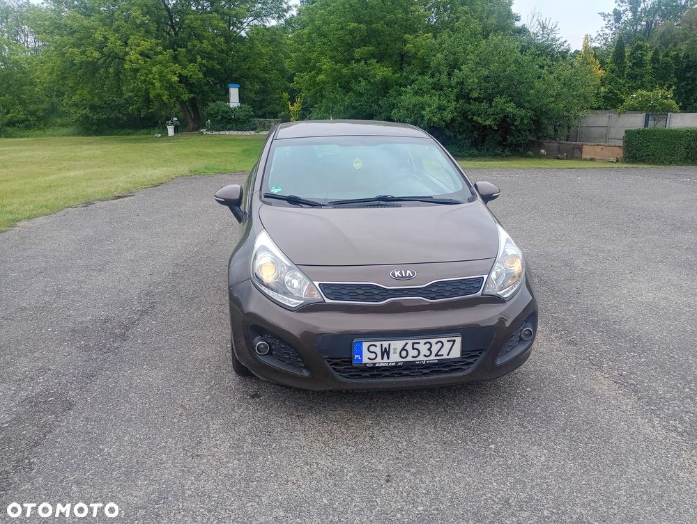 Kia Rio - 7