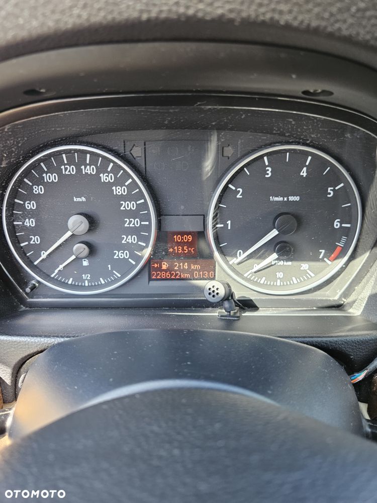 BMW Seria 3 318i - 8