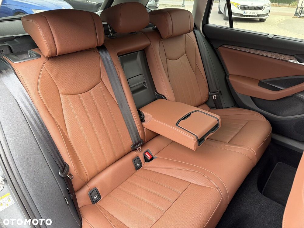 Skoda Superb 1.5 TSI mHEV L&K DSG - 23