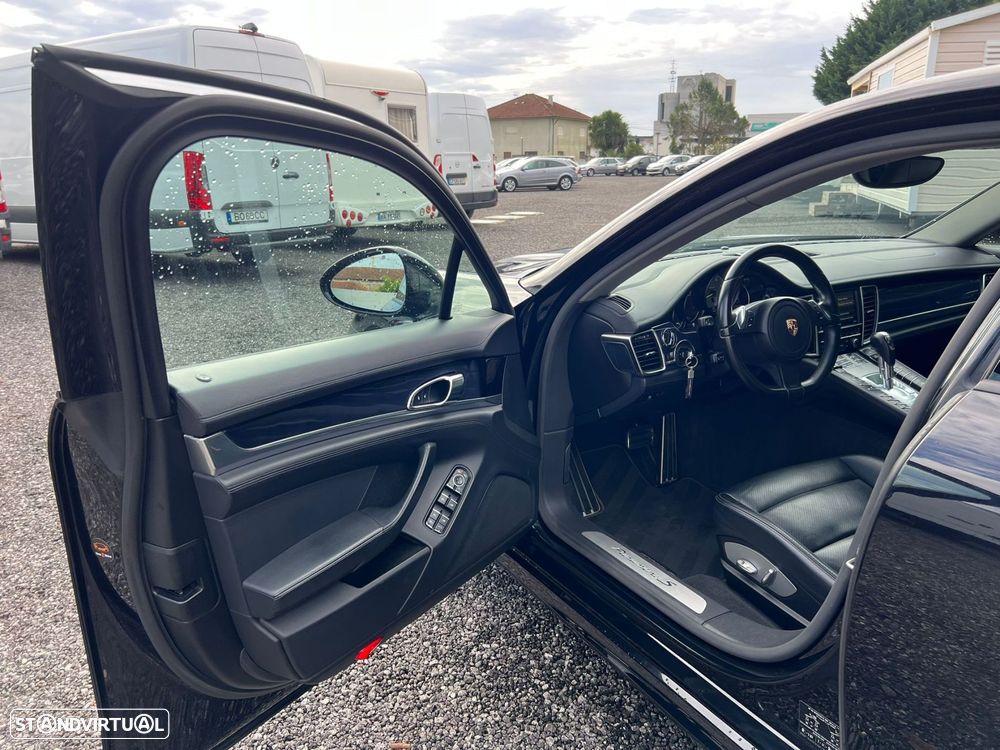 Porsche Panamera - 13