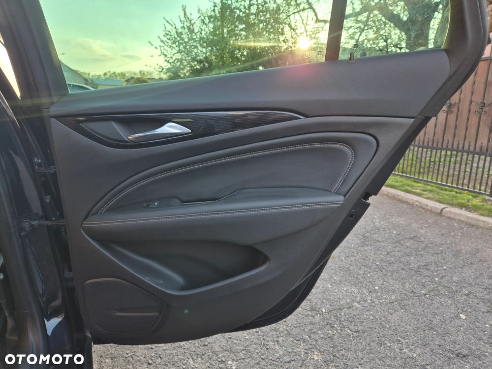 Opel Insignia 1.5 Direct InjectionTurbo Business Innovation - 28