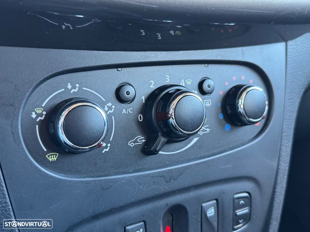 Dacia Sandero 0.9 TCe Stepway - 25