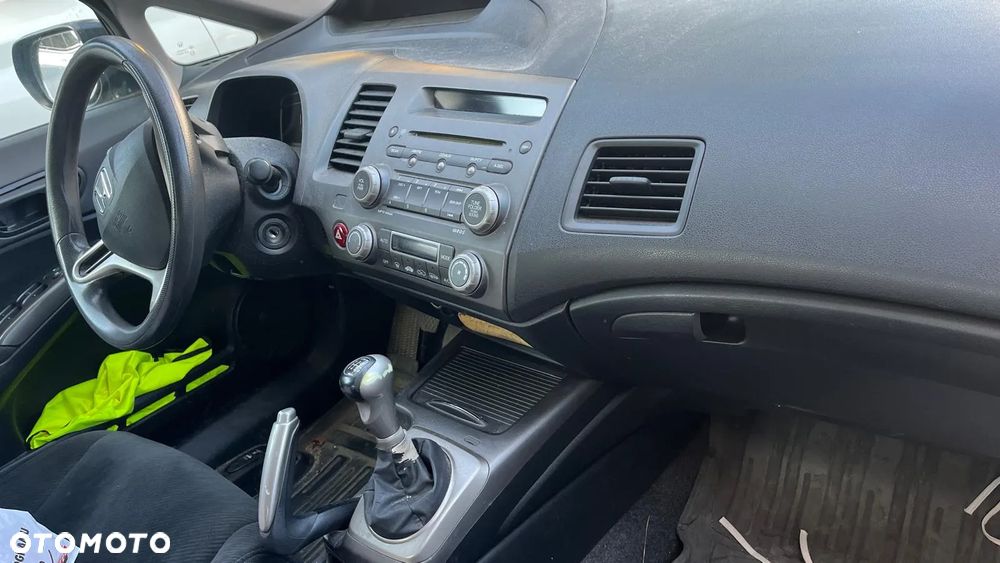 Honda Civic 1.8 Comfort - 8