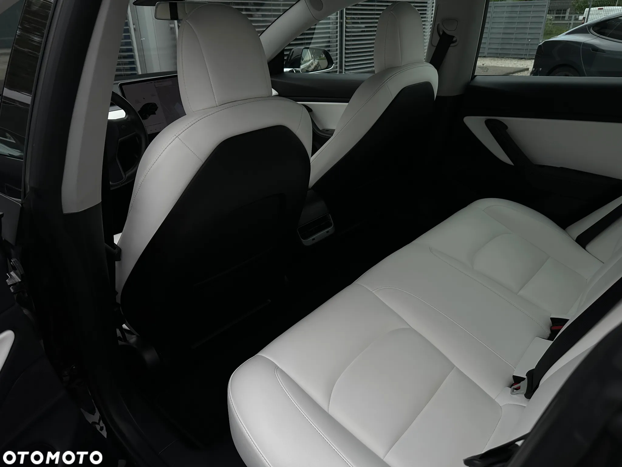 Tesla Model 3 Langstreckenbatterie Allradantrieb Dual Motor Performance - 15