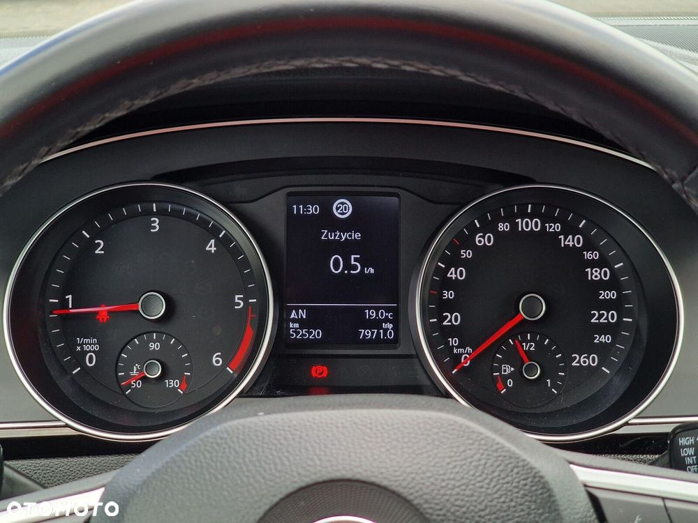Volkswagen Passat 2.0 TDI EVO Business - 33