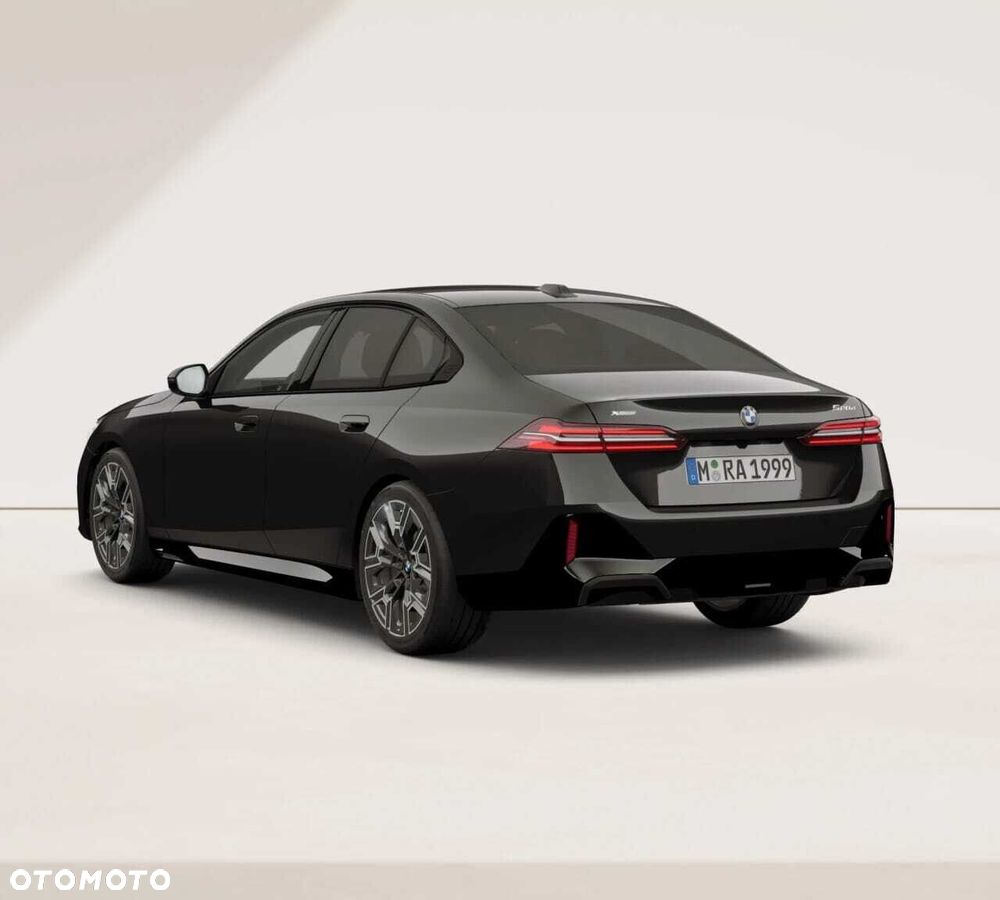 BMW Seria 5 520d xDrive mHEV M Sport - 4