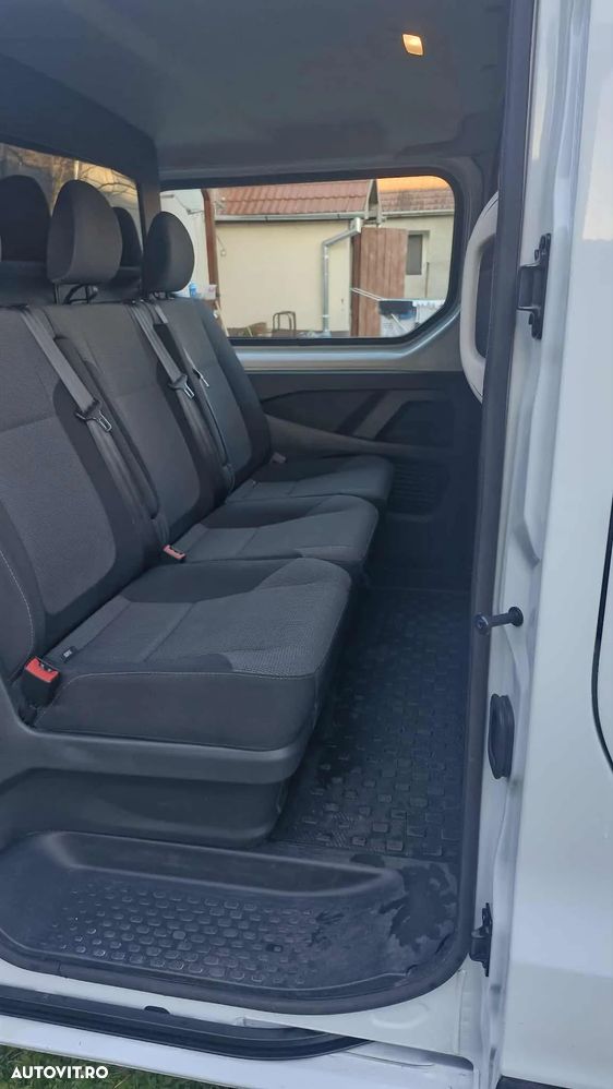 Renault Trafic - 2