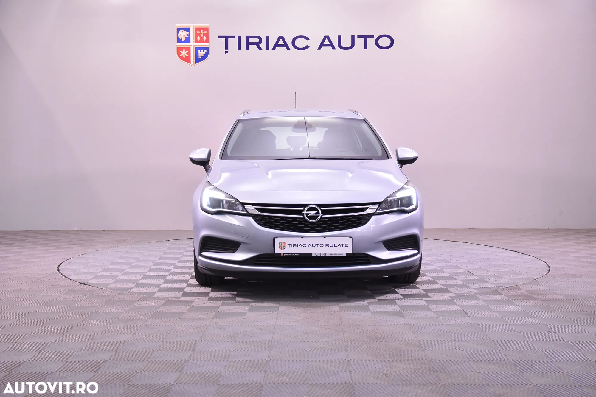 Opel Astra - 8