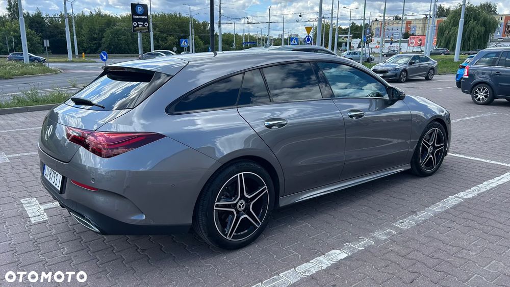 Mercedes-Benz CLA 200 7G-DCT - 3