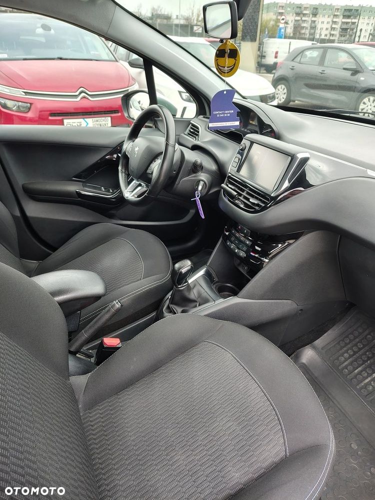 Peugeot 208 1.2 PureTech Active - 10