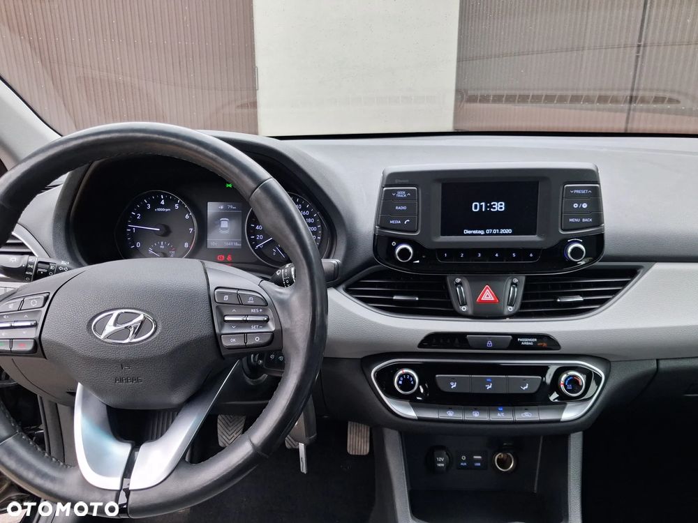 Hyundai i30 1.0 T-GDI Pure - 6