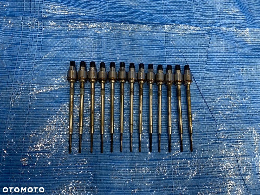 ŚWIECA ŚWIECE ŻAROWA Z CZUJNIKIEM OPEL INSIGNIA A / 2.0 CDTI  / 55564163 55590467 SPRAWDZONA ORYGINAŁ - 2