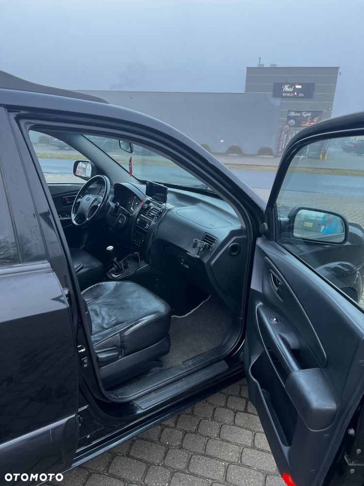 Hyundai Tucson 2.0 Comfort 2WD - 14