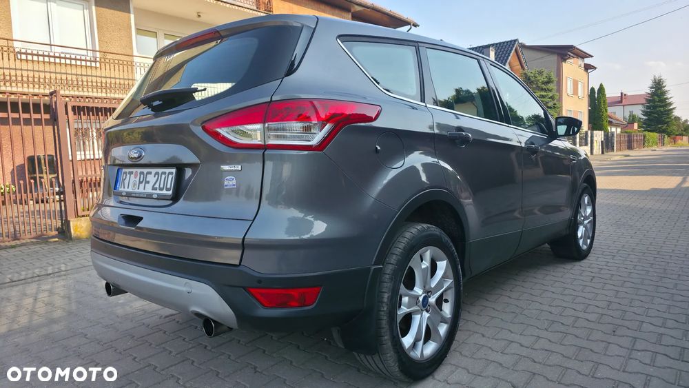 Ford Kuga 1.6 EcoBoost 2x4 Titanium - 7