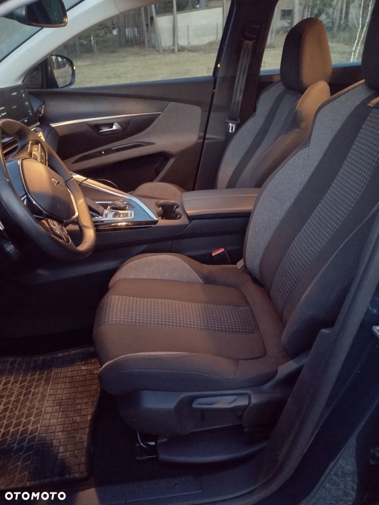 Peugeot 5008 1.5 BlueHDi Active S&S EAT8 - 12