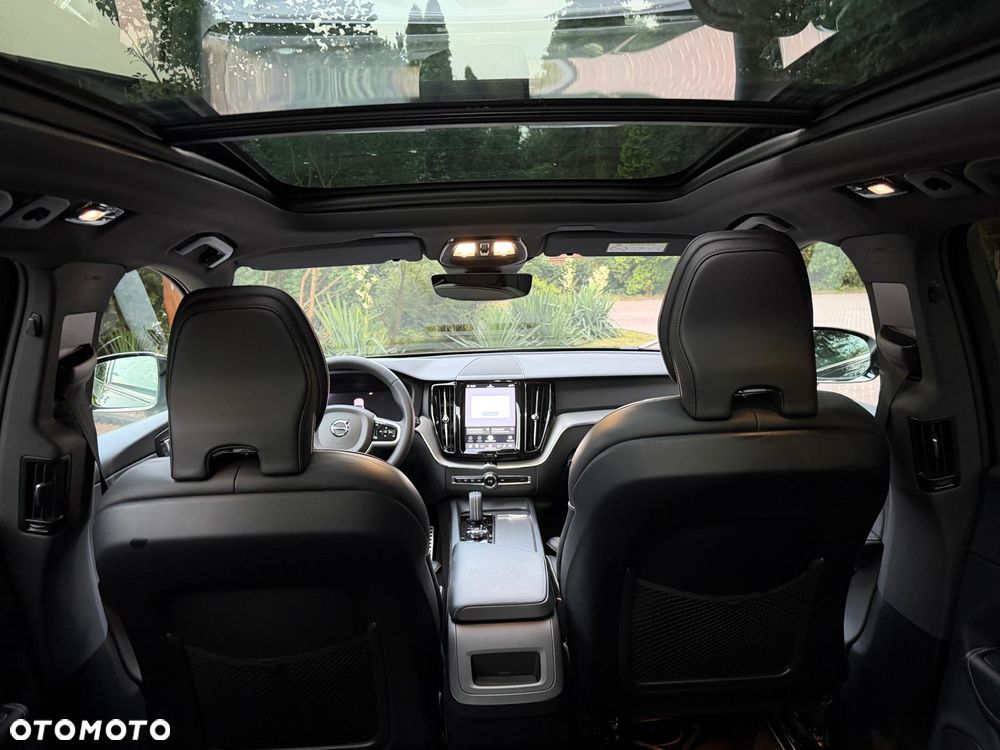 Volvo XC 60 B4 D Geartronic RDesign - 16
