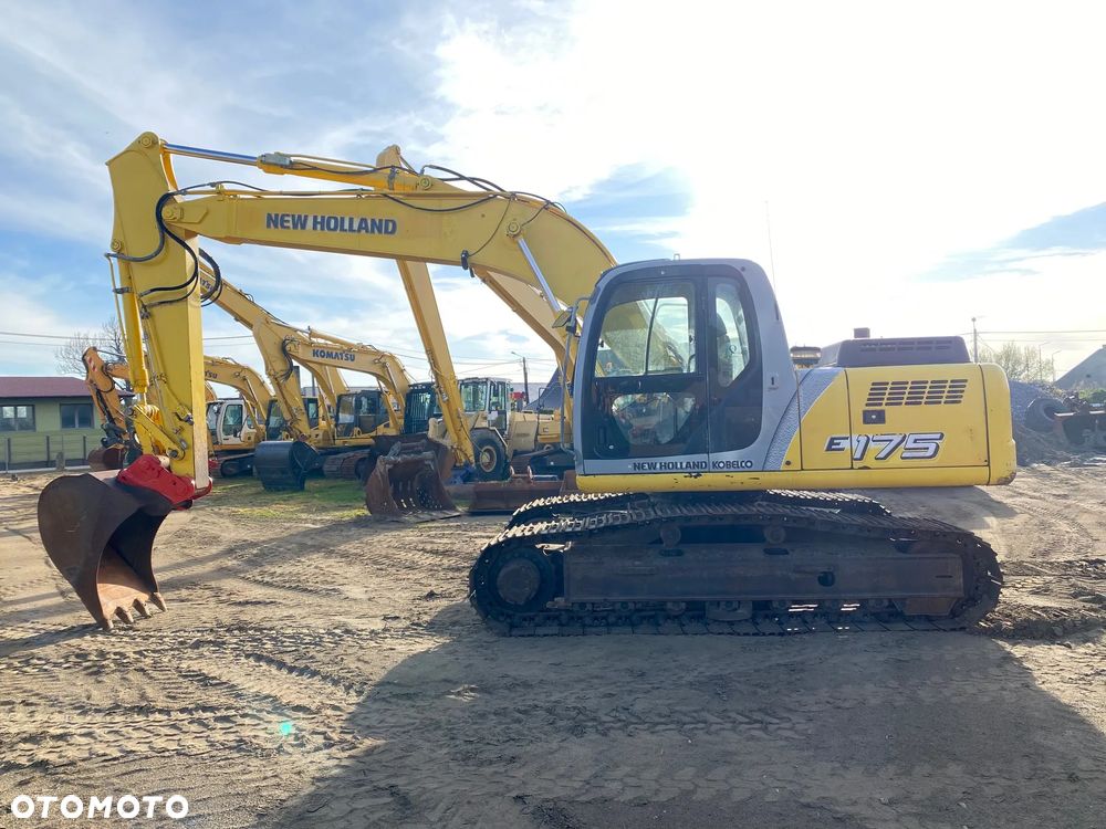 Kobelco NEW HOLLAND E175, 9900 MTH, Z NIEMIEC, PODWOZIE 90% DOBRE, WZOROWO UTRZYMANA - 8