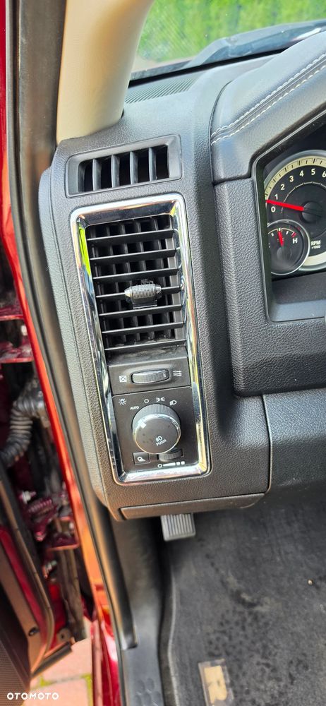 RAM 1500 Crew Cab Laramie - 23