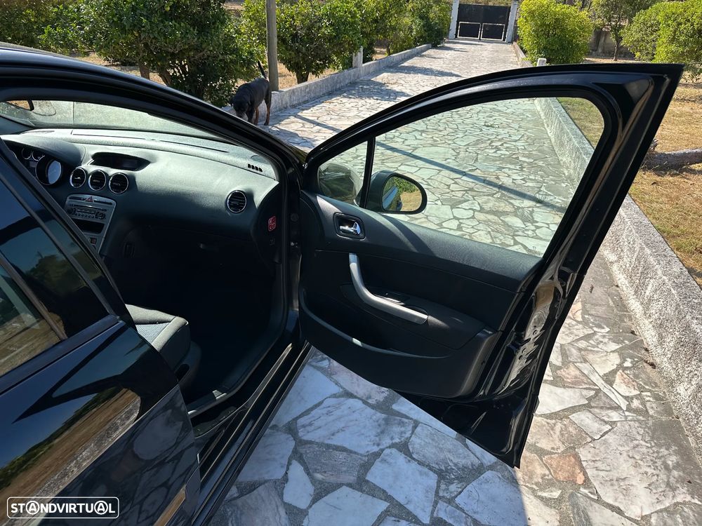 Peugeot 308 1.6 HDi Active - 33