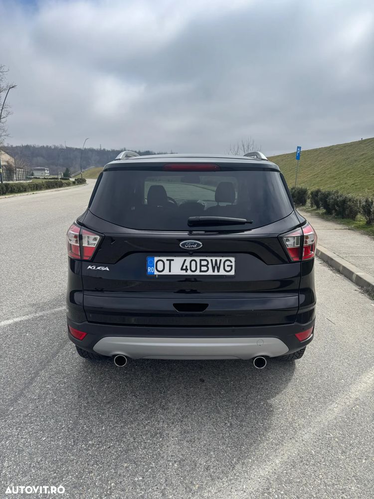 Ford Kuga 2.0 TDCi 4WD Powershift ST-Line - 6