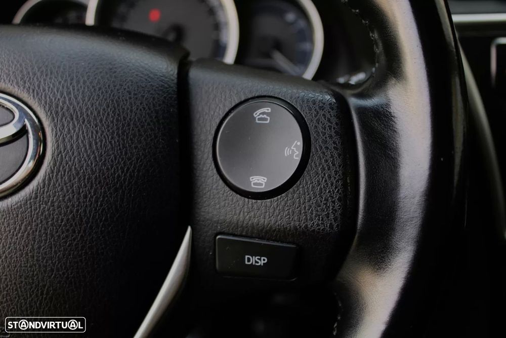 Toyota Auris 1.4 D-4D Exclusive+Navi - 21